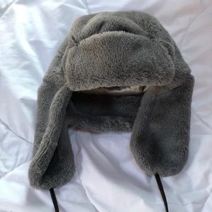 Super soft grey bomber hat. New with tags